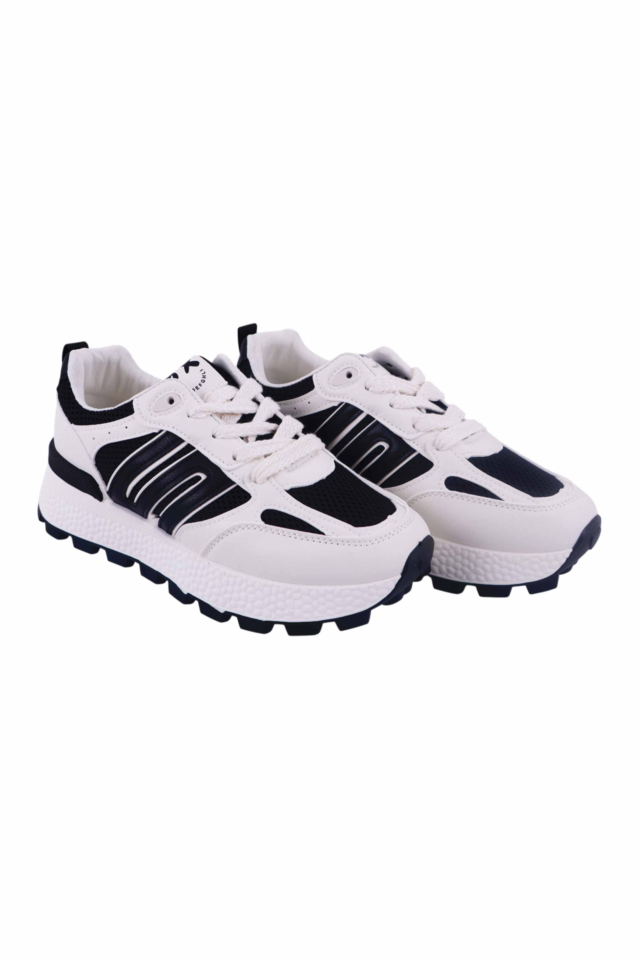 Zapato Deportivo
